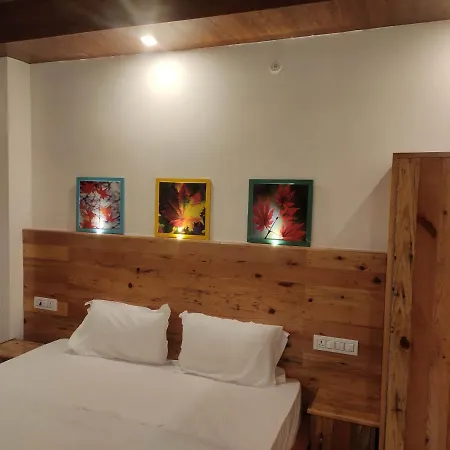 Hill Hoppers Hotel Rishikesh Exterior photo